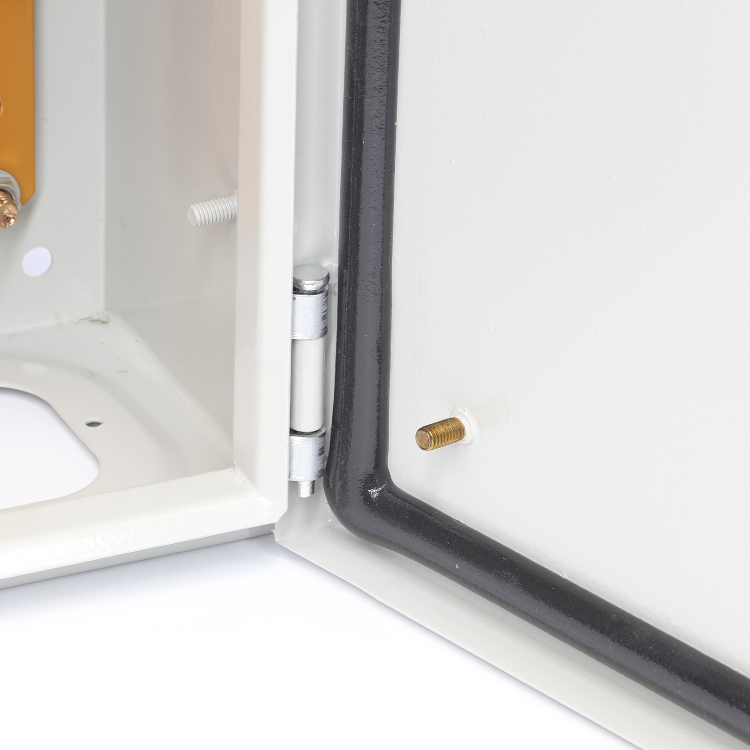 Корпус металевий MBP з монтажною панеллю 250х200х150 Argent IP65 TAKEL